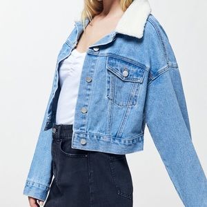 Pacsun Sherpa Cropped Denim Trucker Jacket